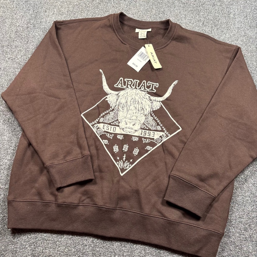 Ariat Taurus Oversized Crew Sweatshirt Women M Brown Graphic Highland Cow